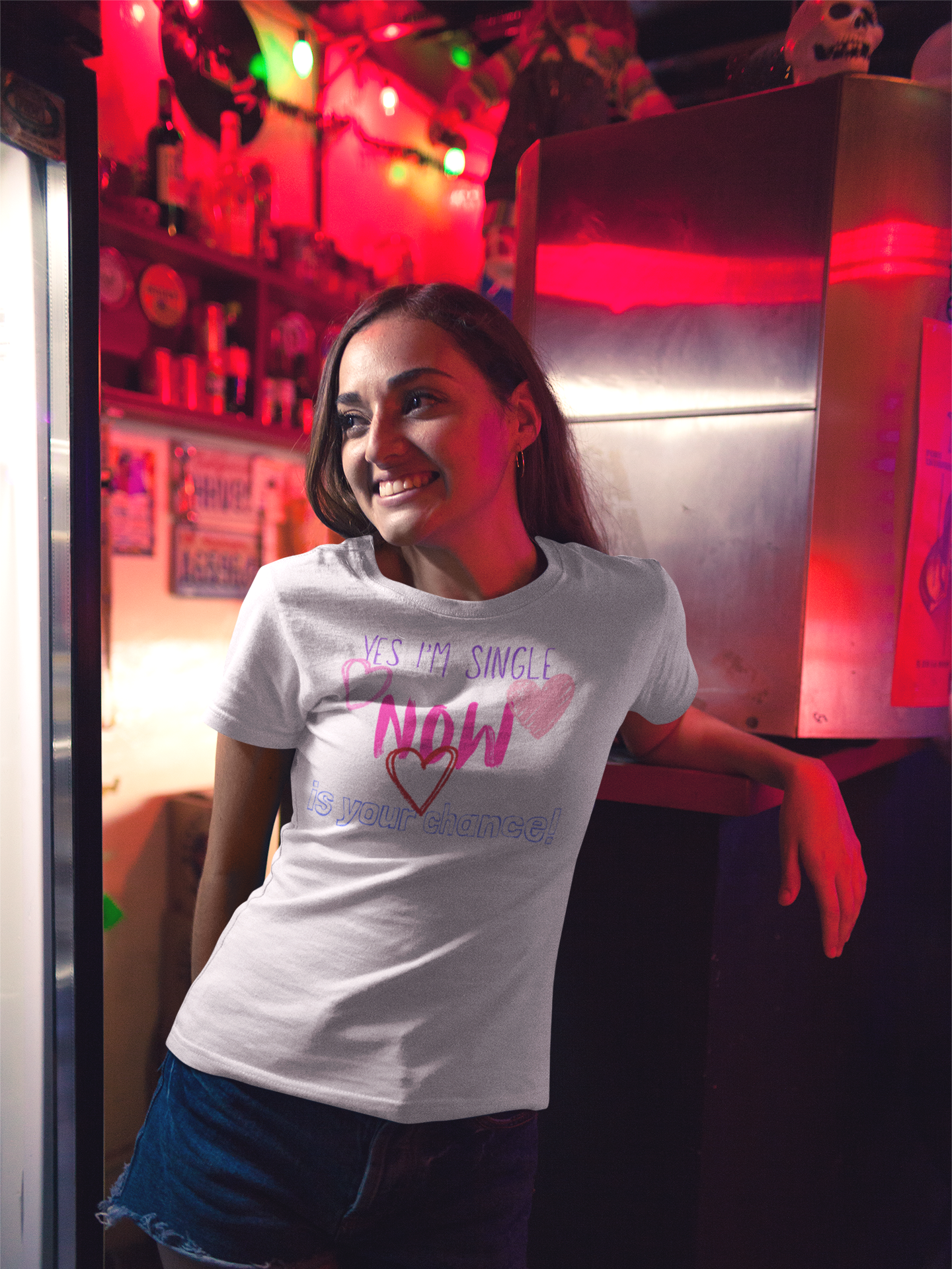 Yes I'm Single Now heart graphic T-Shirt | pink scribble typography